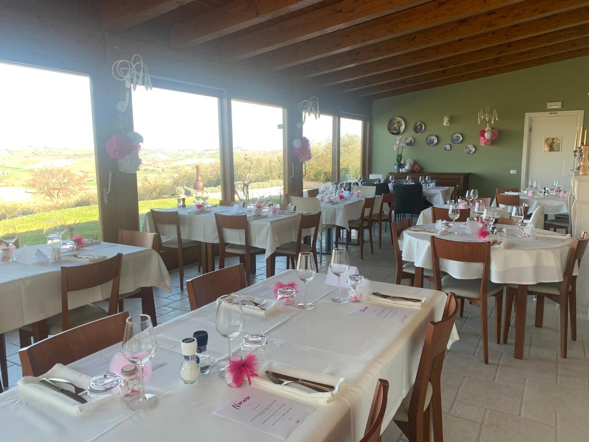 Gastronomic B&B Carlocarla Monte San Pietrangeli Kültér fotó