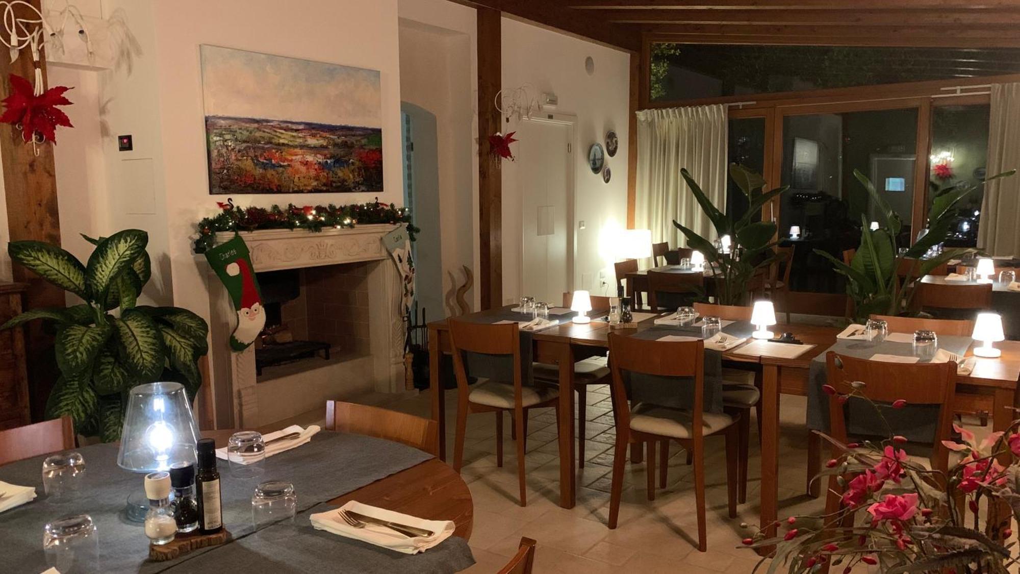 Gastronomic B&B Carlocarla Monte San Pietrangeli Kültér fotó