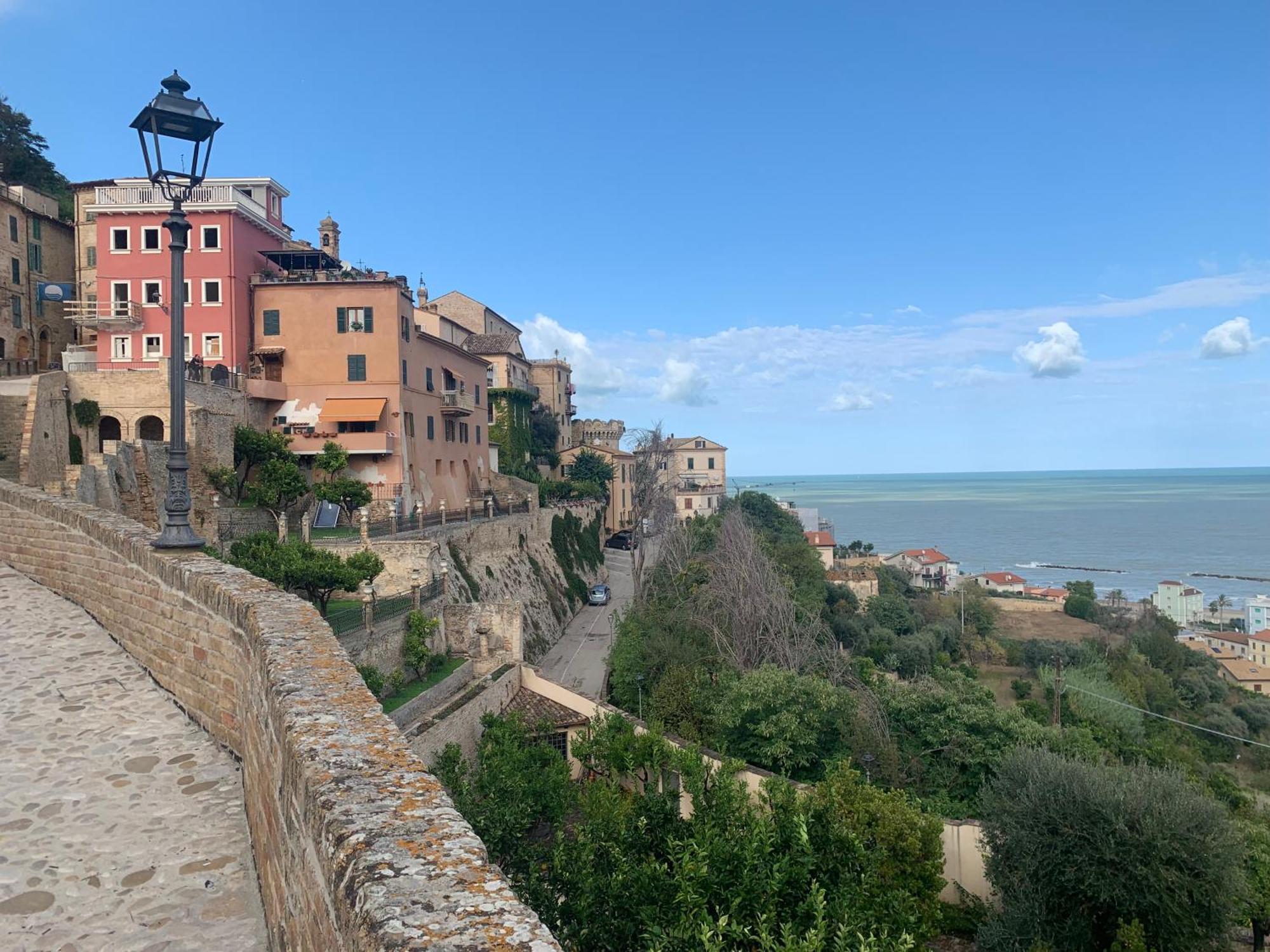 Gastronomic B&B Carlocarla Monte San Pietrangeli Kültér fotó