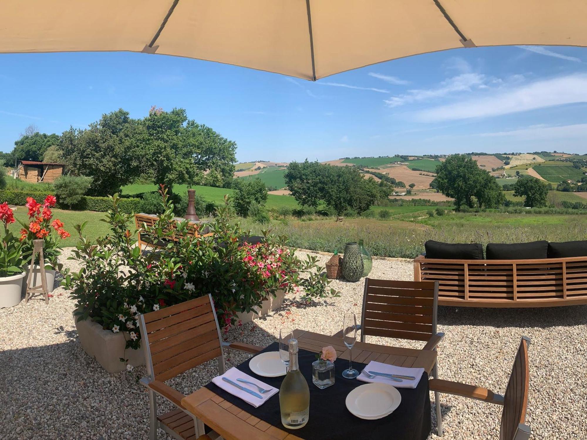 Gastronomic B&B Carlocarla Monte San Pietrangeli Kültér fotó