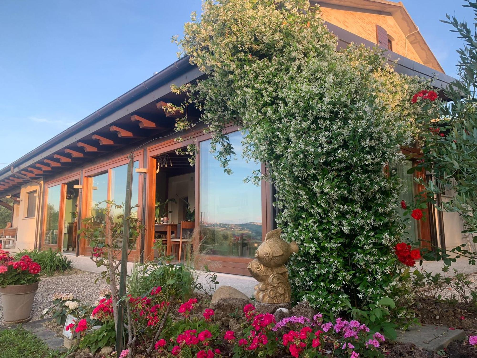 Gastronomic B&B Carlocarla Monte San Pietrangeli Kültér fotó